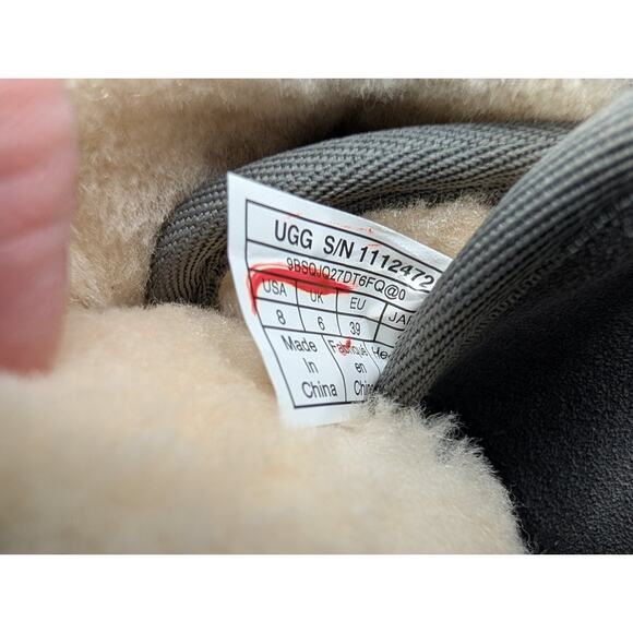 UGG Plush Women's Gray Size 8 Suede Wool Lining Lace-up boots - Picture 3 of 5